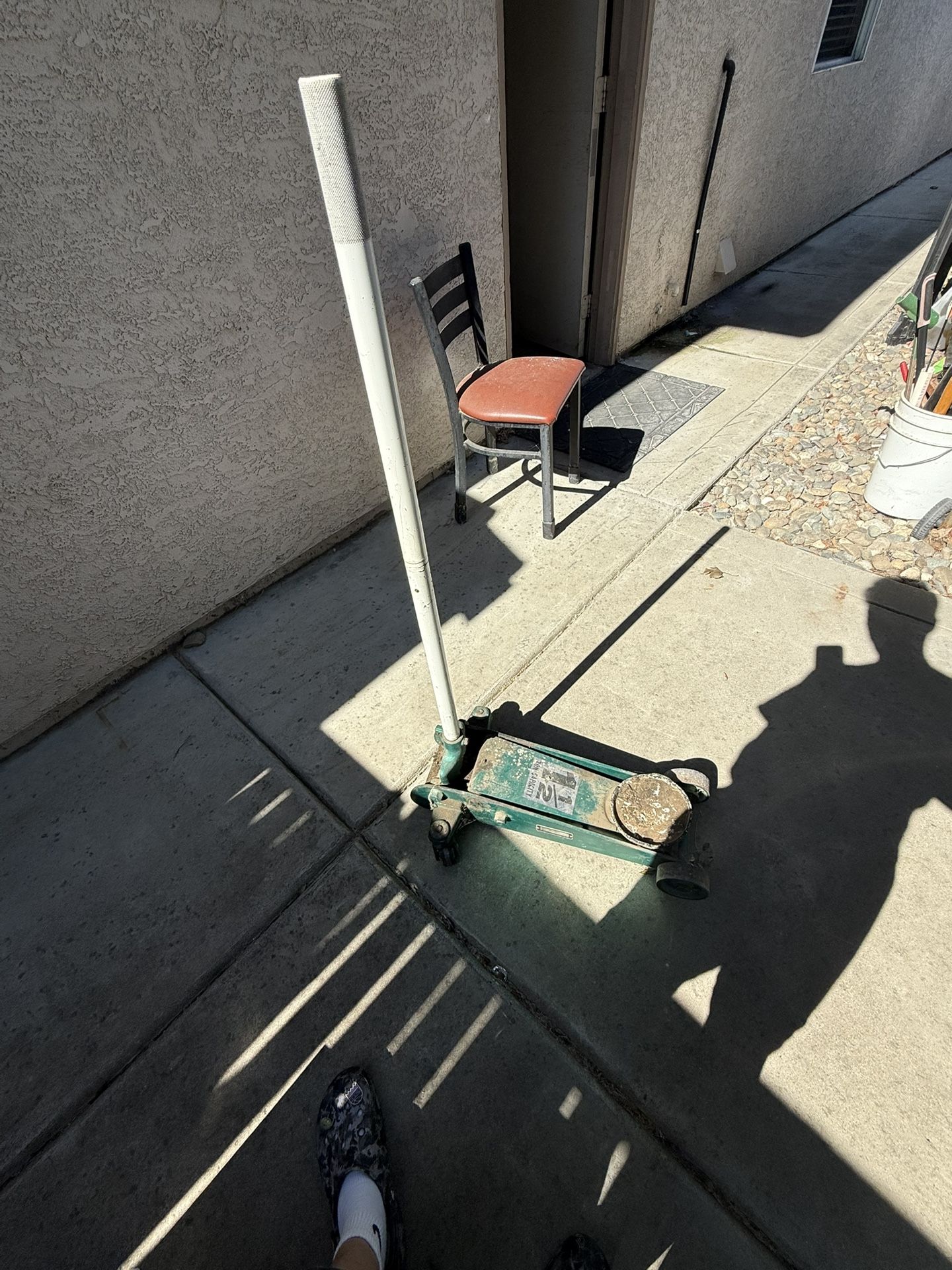 1.5 Ton Floor Jack
