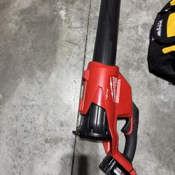 Milwaukee Blower 