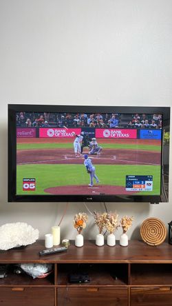 Rare Pioneer Elite KURO 60” TV + speakers/sub