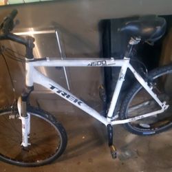 Bicycle 4500 Trek Mountain Bike