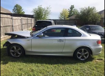 Bmw 128i 2011 parting out in Austin Texas