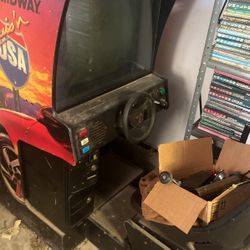 Cruis N U.S.A. Game Cabinet 