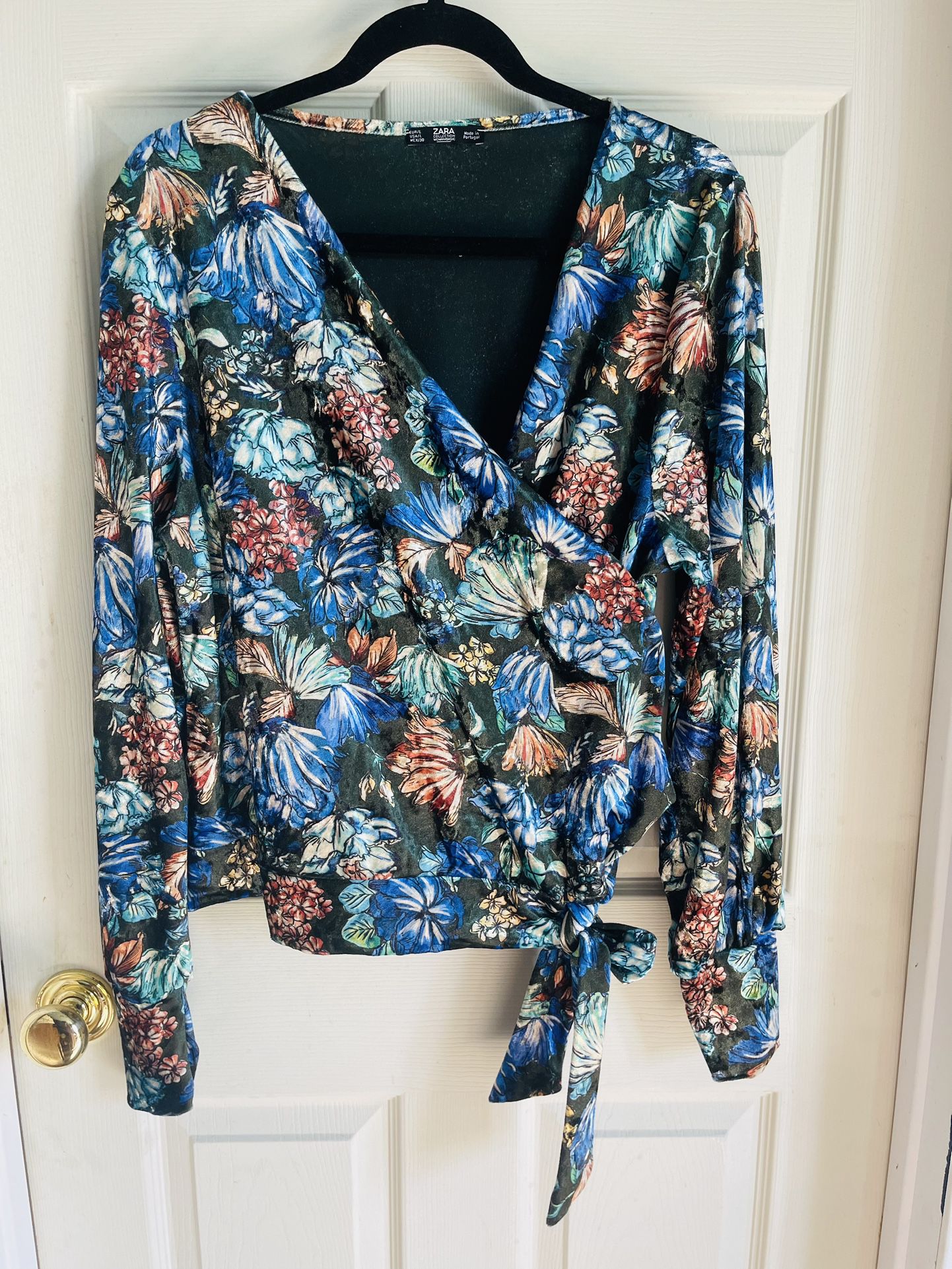 Zara Blue L size velvet floral cardigan lace-up top for senior comfort loose and breathable