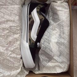 Boys Brand New Vans 