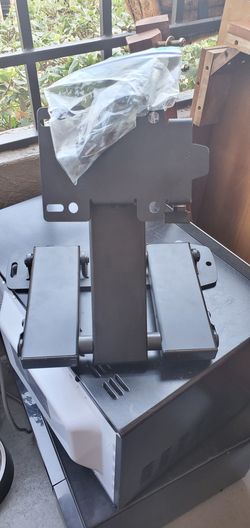 Small TV mount