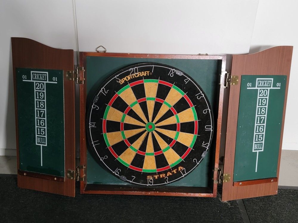 Wood Case Dart Board W/Darts