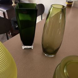 ANY 1 🌺GLASS GREEN VASE🌱$5 Each