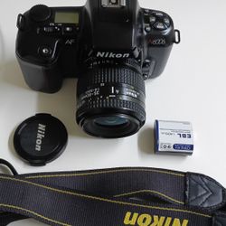 Nikon N6006 with Nikon 35-80mm Zoom Lens 