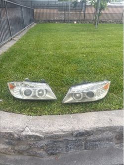 BMW e90 LCI headlights HID 2009