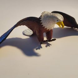 Beautiful Rubber Toy Eagle Figurine 