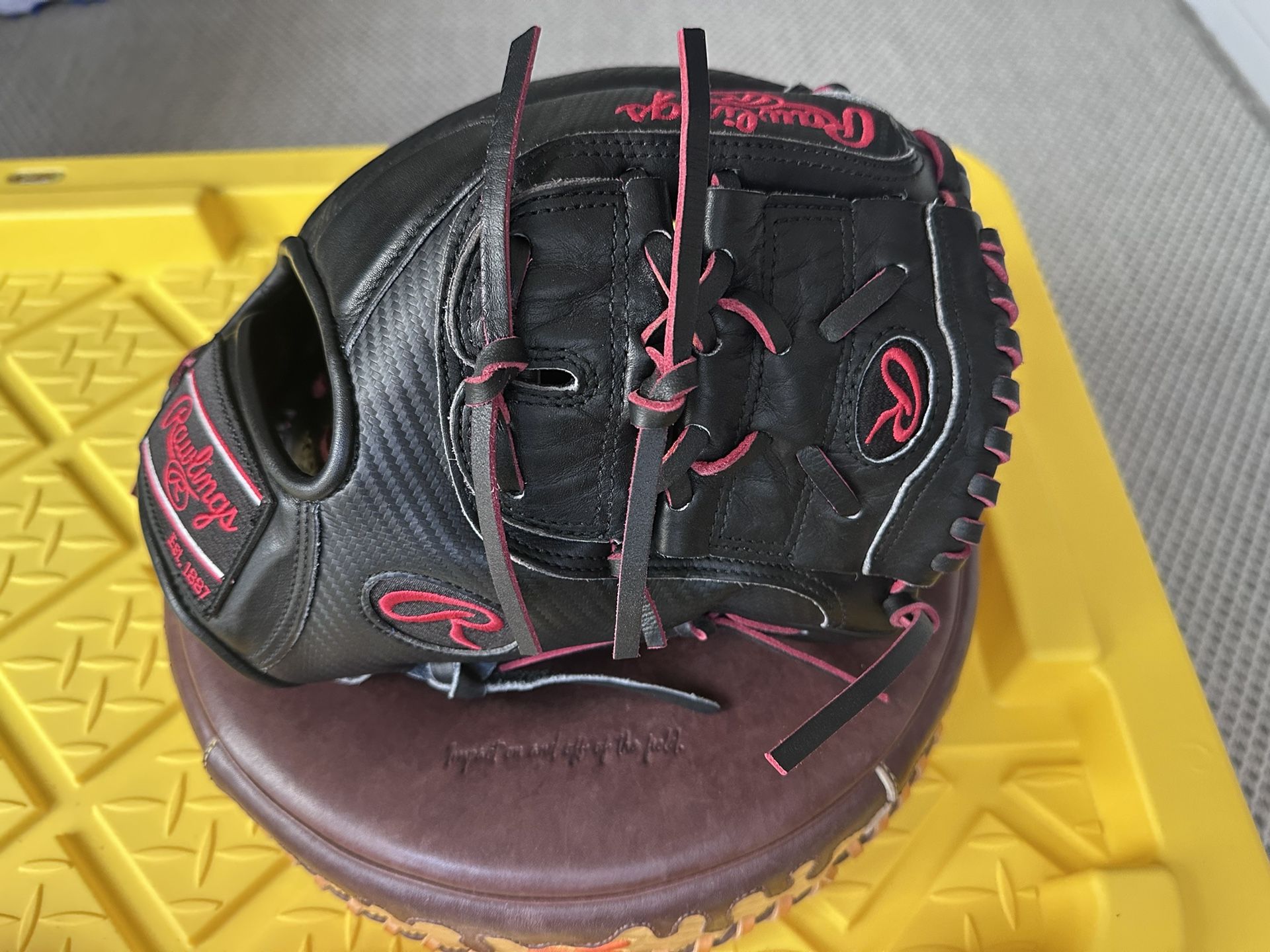 Rawlings Heart Of The Hide 11.75