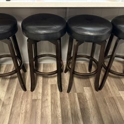 Set Of 4 Swivel Bar Stools 