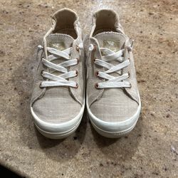 Roxy Bayshore Size 6 Shoes