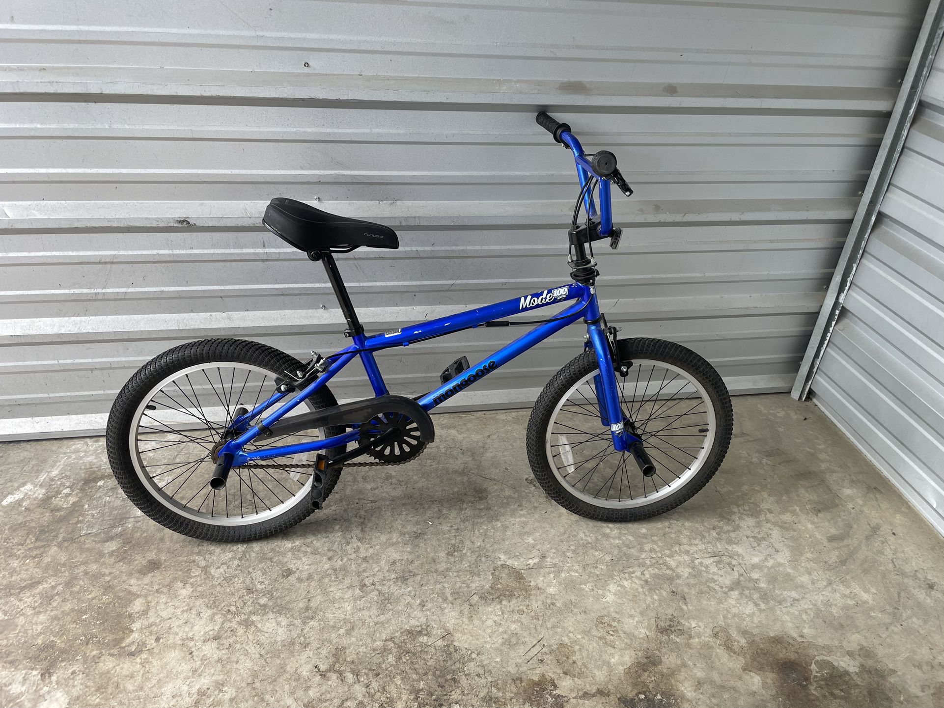 Mongoose Mode 100 Blue Boys/Young Men’s 20” BMX/Freestyle Bicycle 