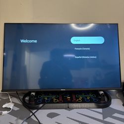 43’in HISENSE FLAT SCREEN TV 