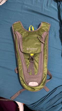 Camel water backpack $1