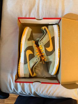 Nike Dunk Low ‘Dusty Olive’ - size 10