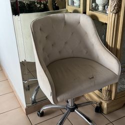 Rolling Office chair