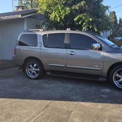 Nissan Armada 