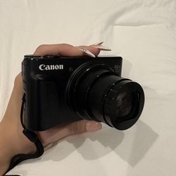 CANON CAMERA