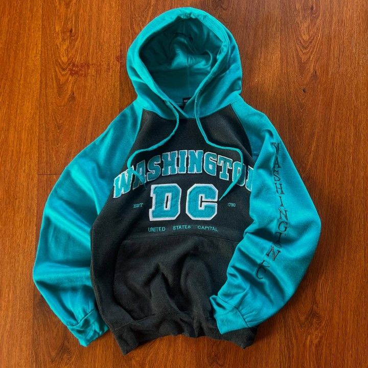 NWT Washington DC Hoodie Sweater Sweatshirt Kids Children's Size M Medium 