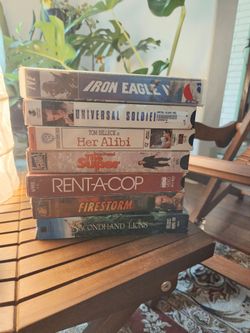 Lot of 7 VHS Tapes Classic Movies