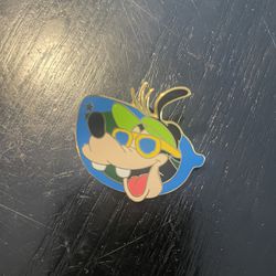 Goofy Sunglasses, WDW Cast Lanyard Disney Pin (2006 Version)