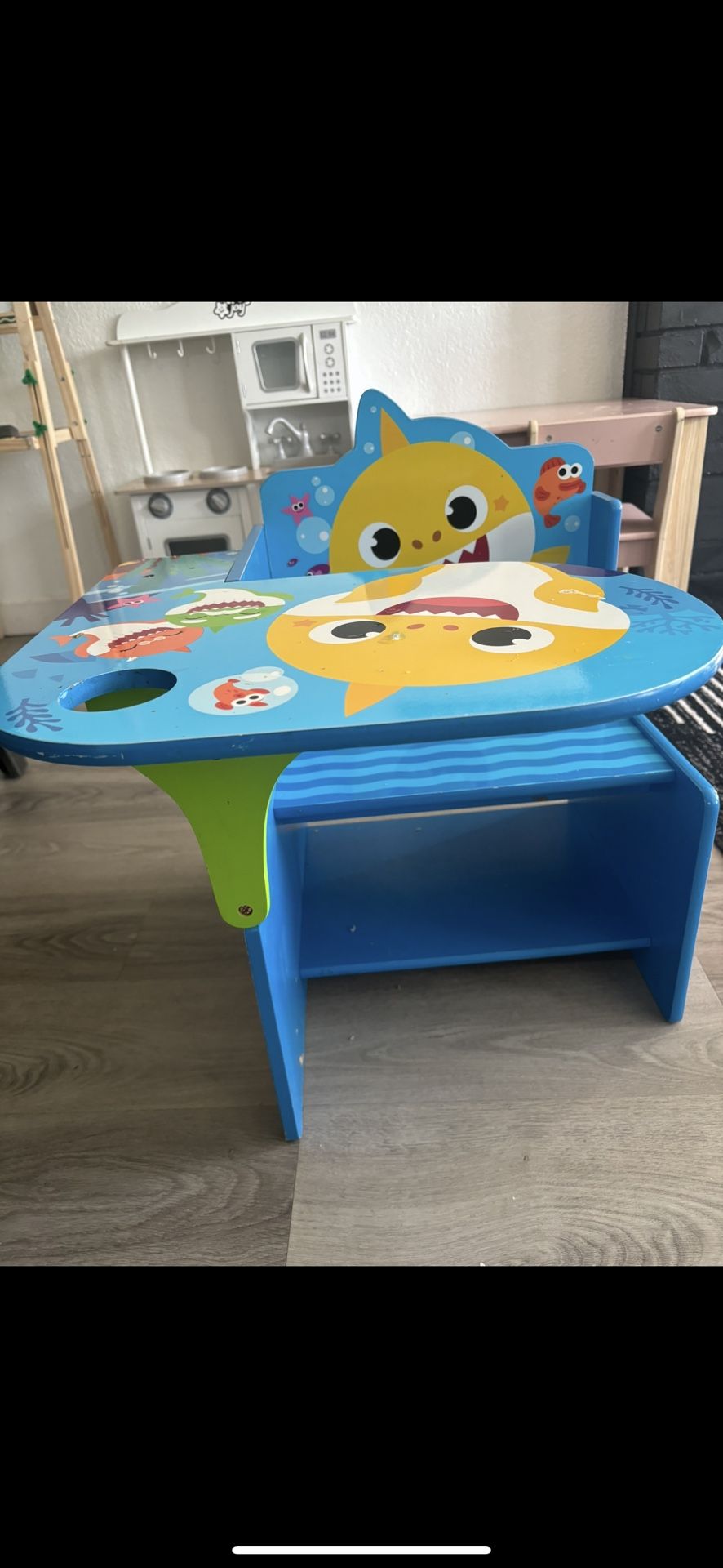 Toddler Table/desk