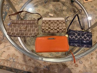 Name brand wristlet and wallet