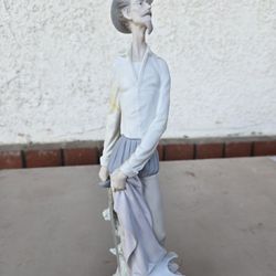 Lladro Figurine 