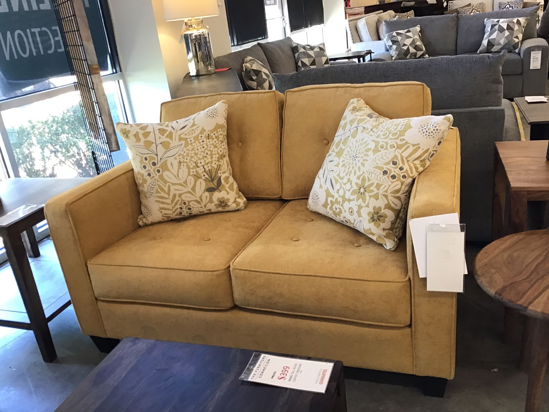Modern Transitional Tufted Loveseat Yellow