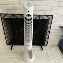 Honeywell Oscillating Fan 