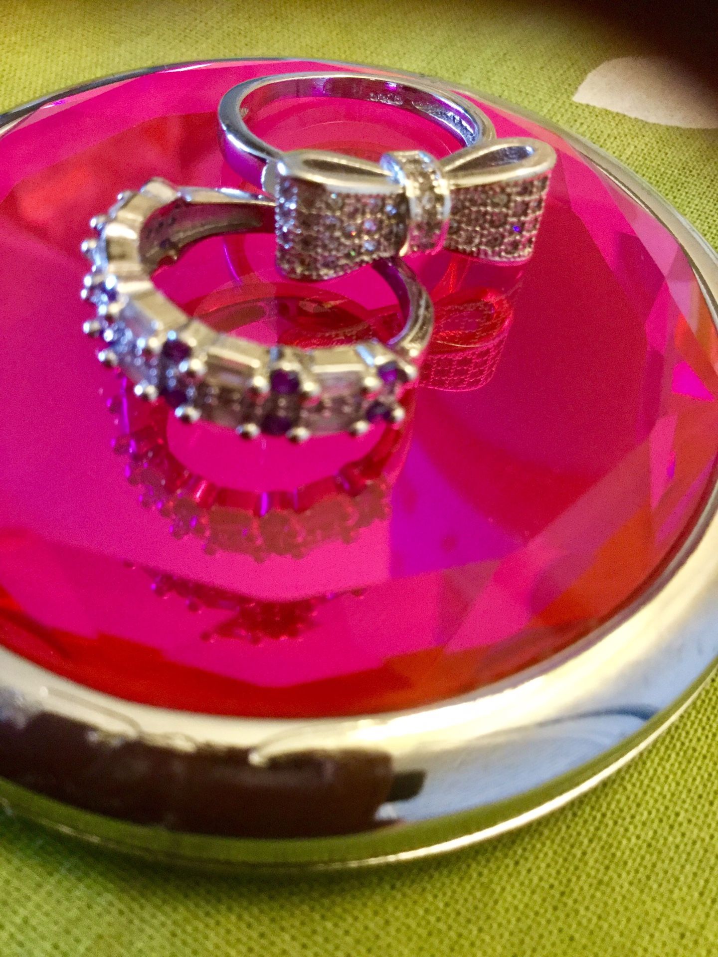 Rings , necklace , keychain , earrings πΏπΊπΏπΊπΏπΊπΏ Check out EVA βs Offer Up for jewelry ! Happy shopping π