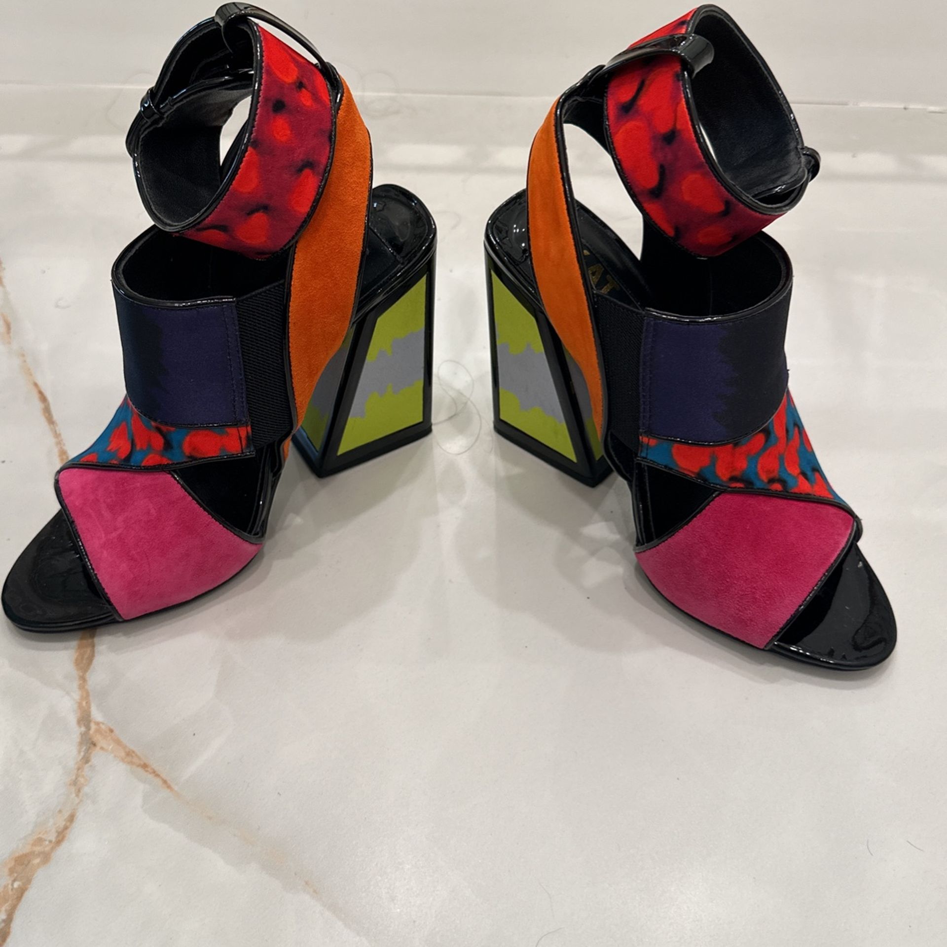 Brand New Colorful Summer Women Heel Size 37