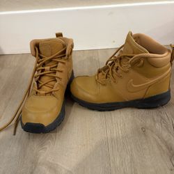 Kids Nike Boots Size 2