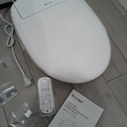 New Brondell Swash Luxury Bidet Toilet Seat Round 