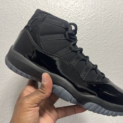 Jordan 11 Retro Cap & Gown