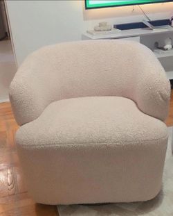 Chair Modern and Beatiful Like New