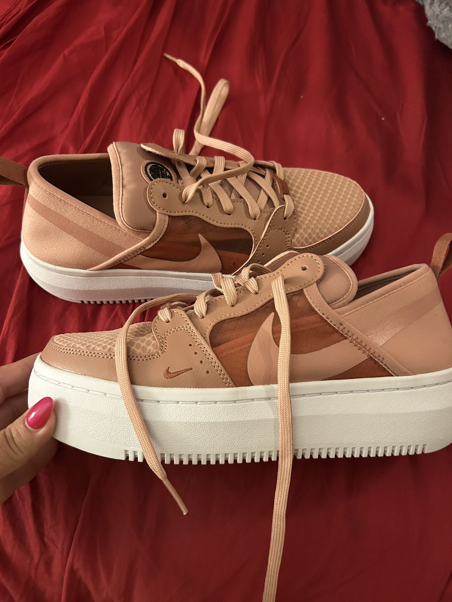 Brand New Women 9 1/2