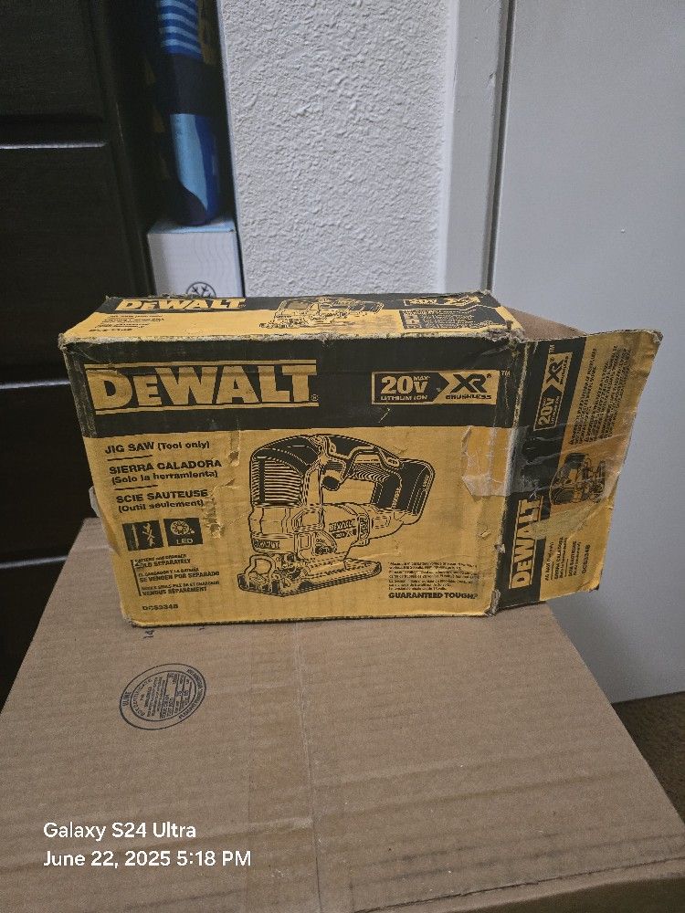 Dewalt Jig Saw (Tool Only) DCS334B