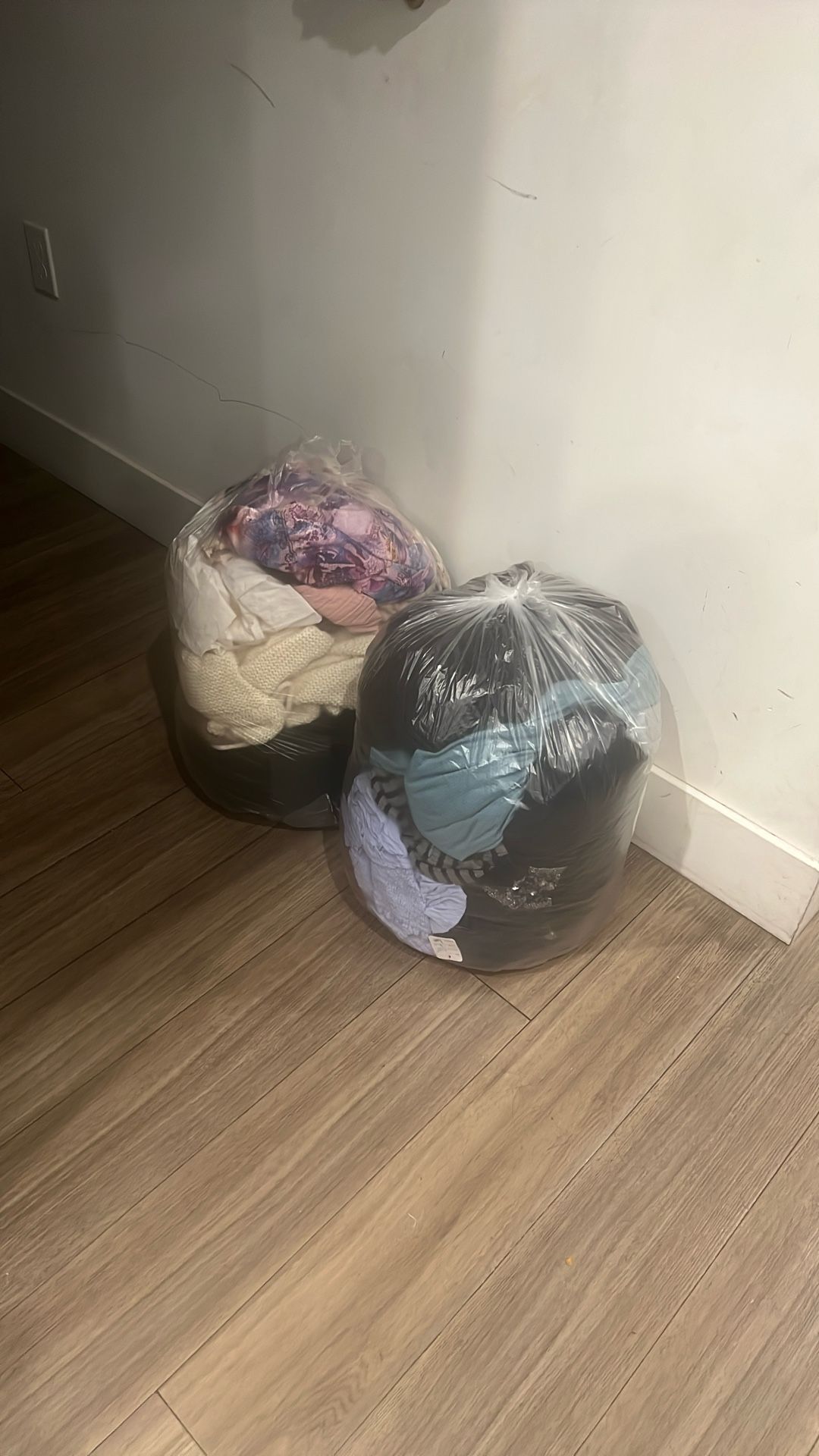 Women Clothes Mix Sizes ! Excellent Condition !!