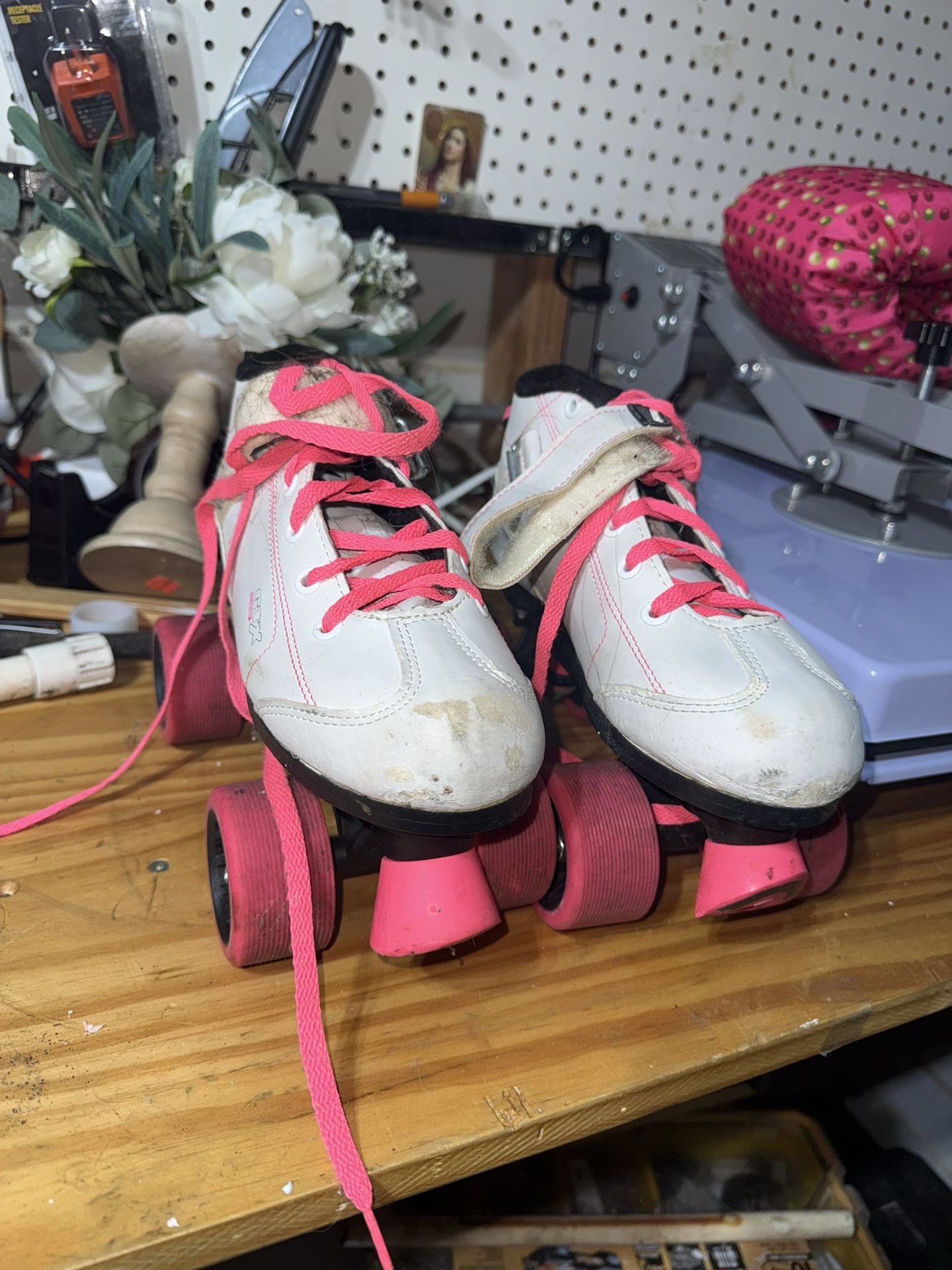 Roller Skates 