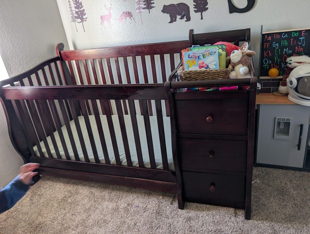 Crib + Changing Table Addition+Drawer Set