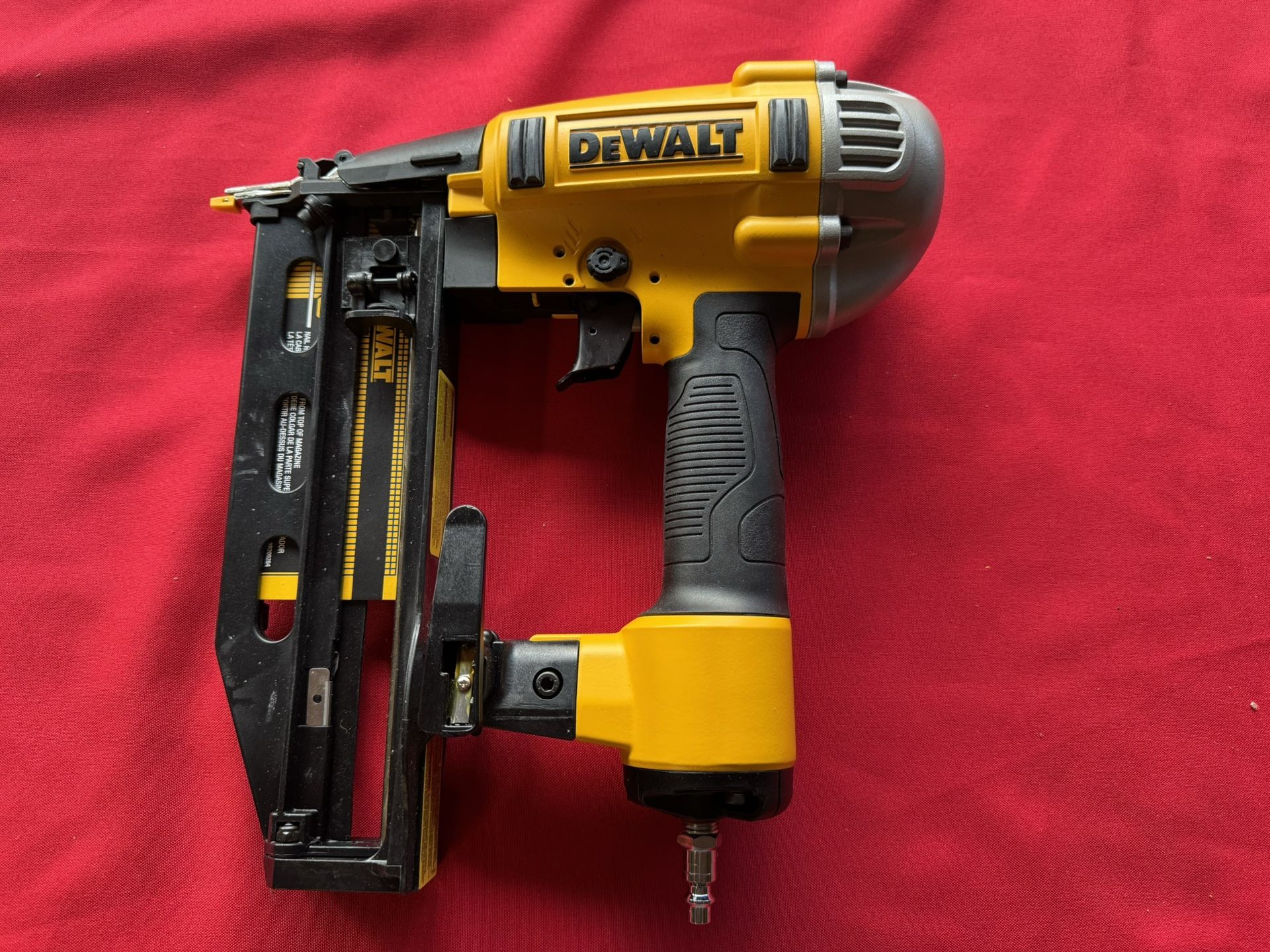 Dewalt 16gauge Finish Nailer Nail Gun