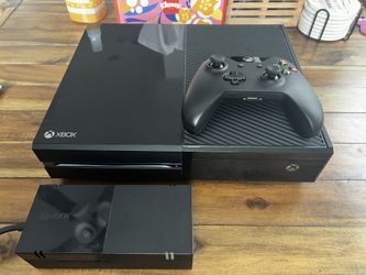 🎮 XBOX ONE + BLACK OPS 6 - CLEAN, TESTED, READY TO PLAY!