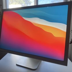 Apple Cinema Display 30” 2560x1600 (2005) Used w/ Box