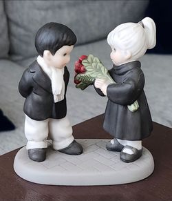 Vintage 1998 Enesco NBM Bahner Studios "For You... A Little Love" Figurine 375942R