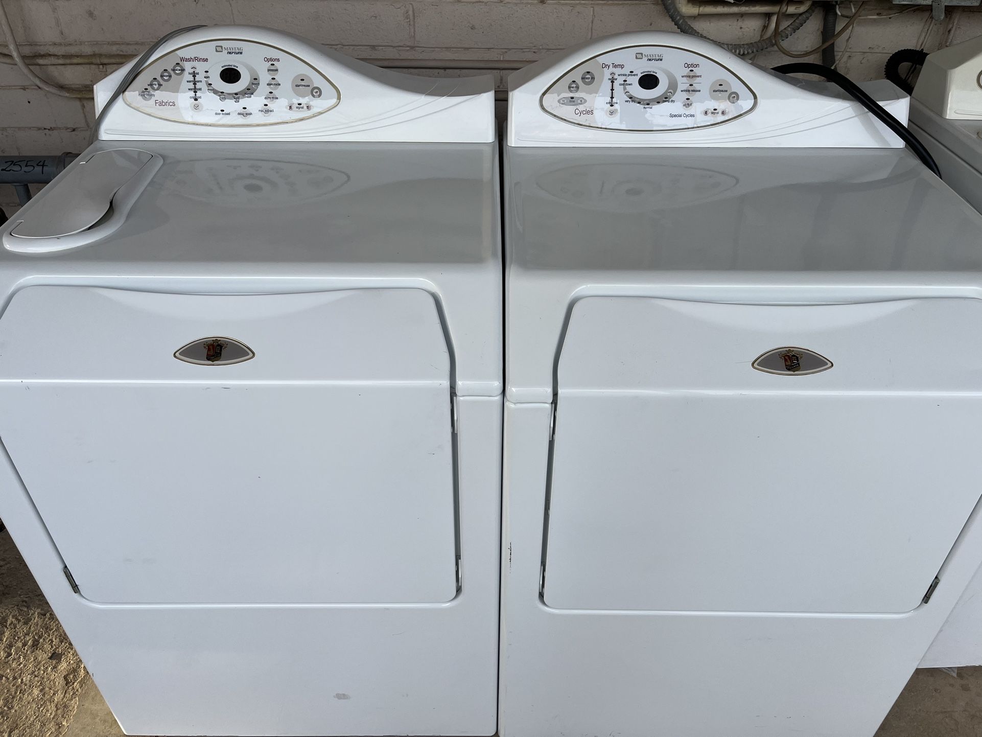 Washer Machine And Electric Dryer Maytag