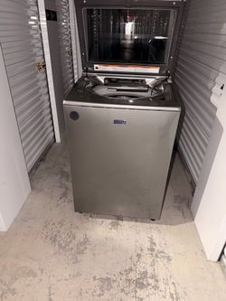 Maytag Smart Capable High Efficiency Agitator Extra Large (5.2-cu ft ) Top-Load Washer