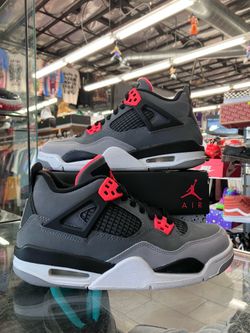 Women’s Air Jordan 4 Retro Infrared